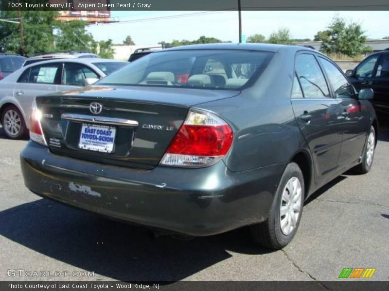 Aspen Green Pearl / Gray 2005 Toyota Camry LE
