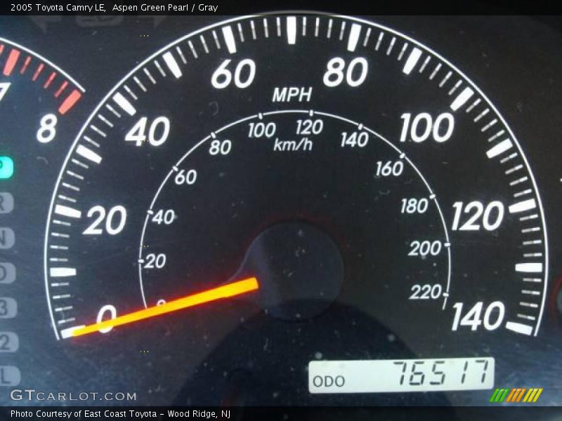 Aspen Green Pearl / Gray 2005 Toyota Camry LE