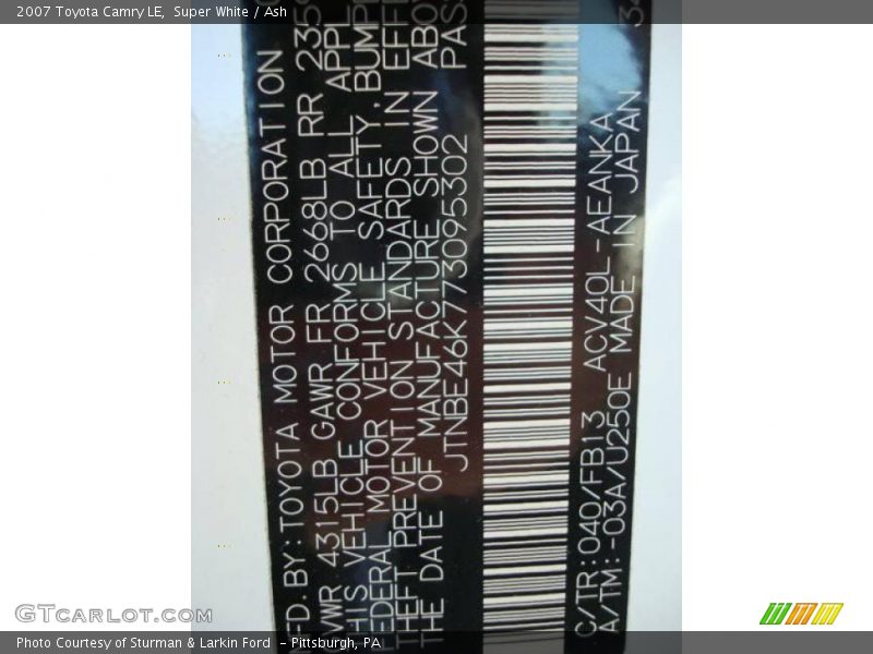 Super White / Ash 2007 Toyota Camry LE