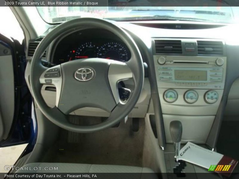 Blue Ribbon Metallic / Bisque 2009 Toyota Camry LE