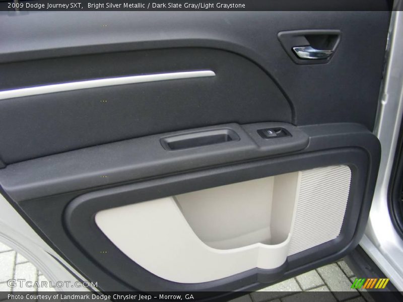 Bright Silver Metallic / Dark Slate Gray/Light Graystone 2009 Dodge Journey SXT