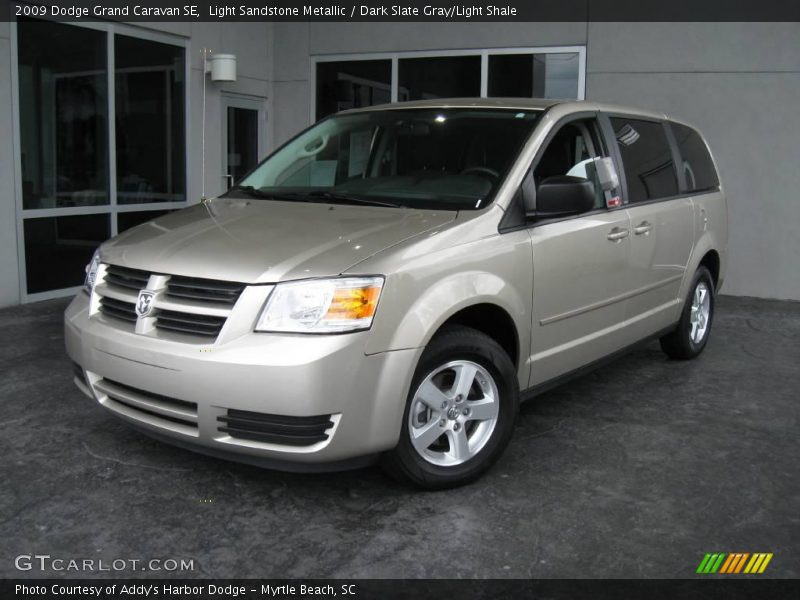 Light Sandstone Metallic / Dark Slate Gray/Light Shale 2009 Dodge Grand Caravan SE