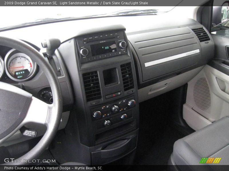 Light Sandstone Metallic / Dark Slate Gray/Light Shale 2009 Dodge Grand Caravan SE