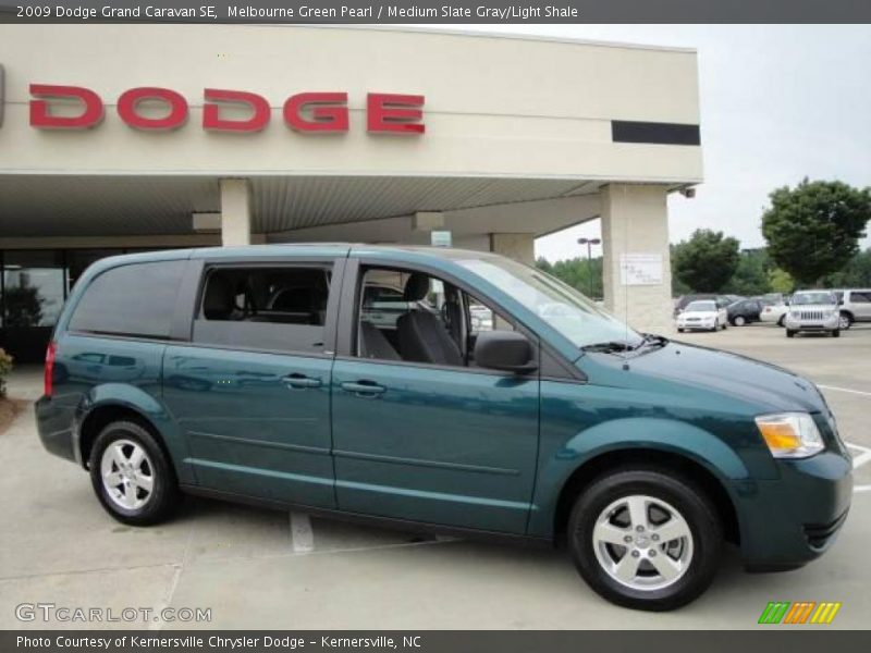 Melbourne Green Pearl / Medium Slate Gray/Light Shale 2009 Dodge Grand Caravan SE