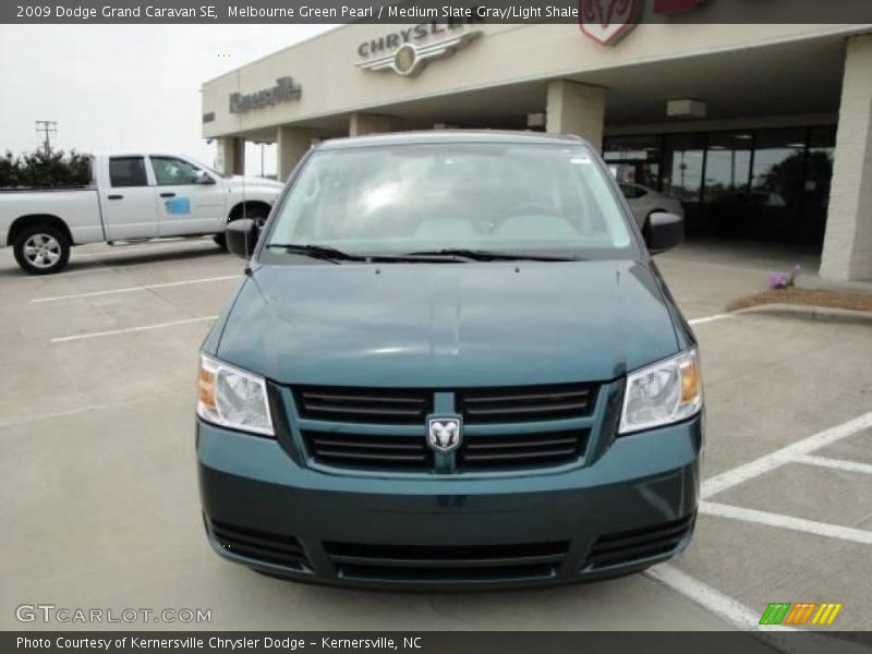 Melbourne Green Pearl / Medium Slate Gray/Light Shale 2009 Dodge Grand Caravan SE