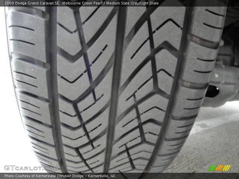 Melbourne Green Pearl / Medium Slate Gray/Light Shale 2009 Dodge Grand Caravan SE