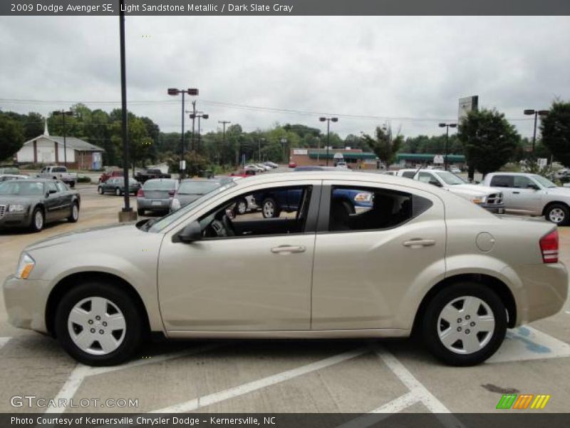 Light Sandstone Metallic / Dark Slate Gray 2009 Dodge Avenger SE