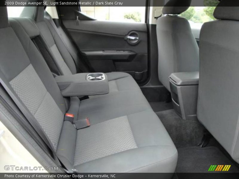 Light Sandstone Metallic / Dark Slate Gray 2009 Dodge Avenger SE