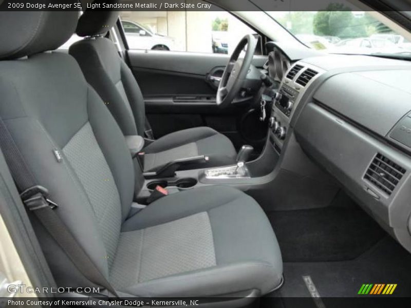 Light Sandstone Metallic / Dark Slate Gray 2009 Dodge Avenger SE