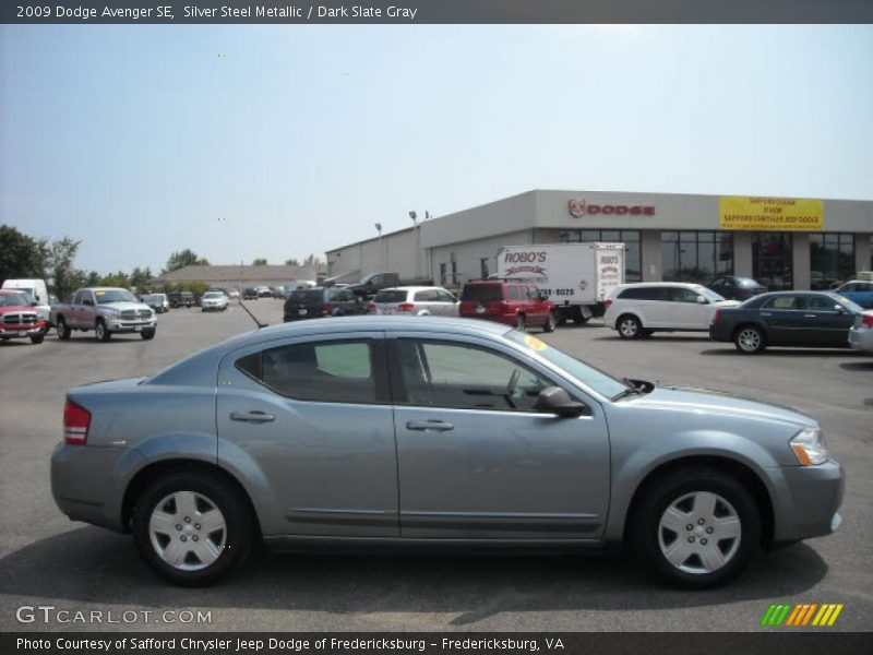 Silver Steel Metallic / Dark Slate Gray 2009 Dodge Avenger SE