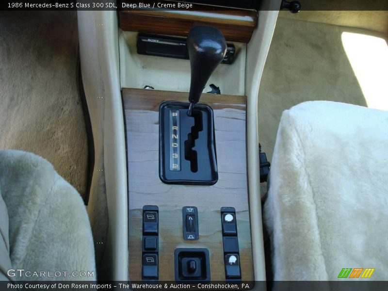 Deep Blue / Creme Beige 1986 Mercedes-Benz S Class 300 SDL