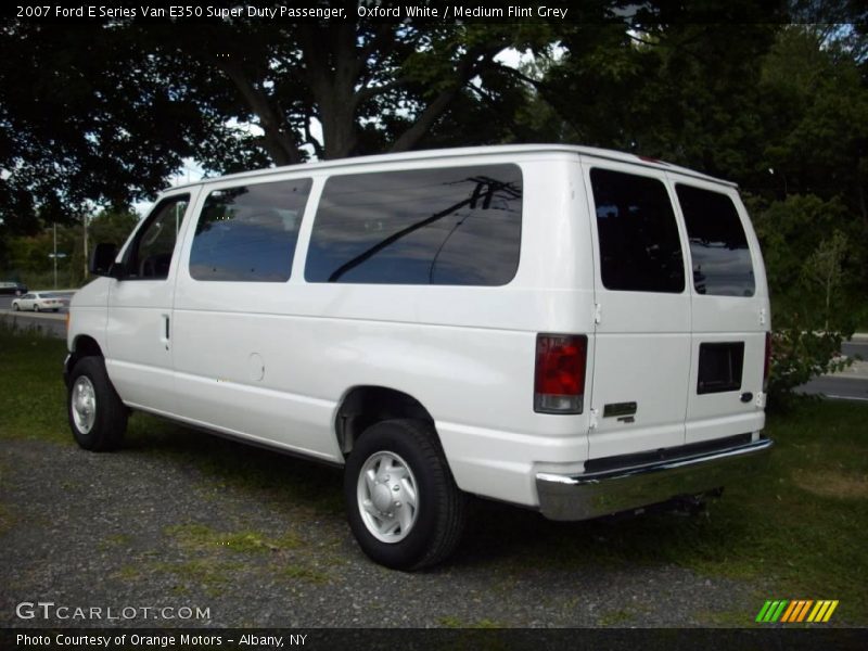 Oxford White / Medium Flint Grey 2007 Ford E Series Van E350 Super Duty Passenger