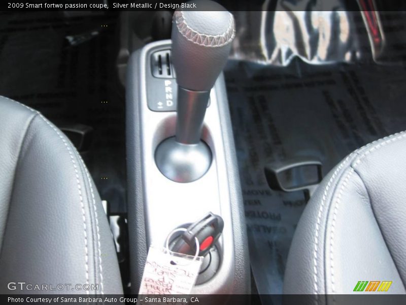 Silver Metallic / Design Black 2009 Smart fortwo passion coupe