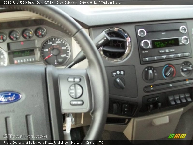 Oxford White / Medium Stone 2010 Ford F250 Super Duty XLT FX4 Crew Cab 4x4