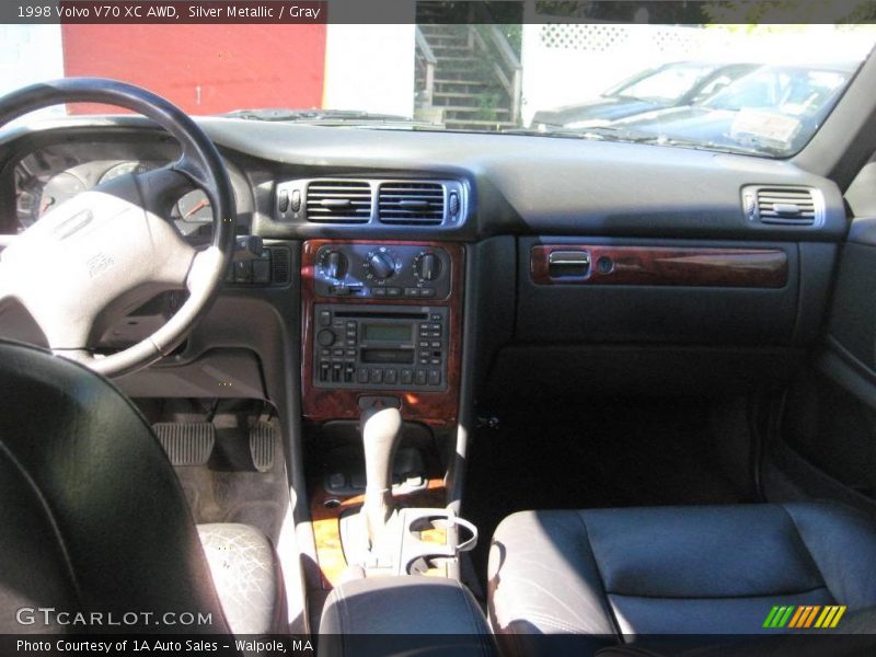 Silver Metallic / Gray 1998 Volvo V70 XC AWD