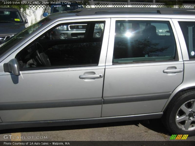 Silver Metallic / Gray 1998 Volvo V70 XC AWD