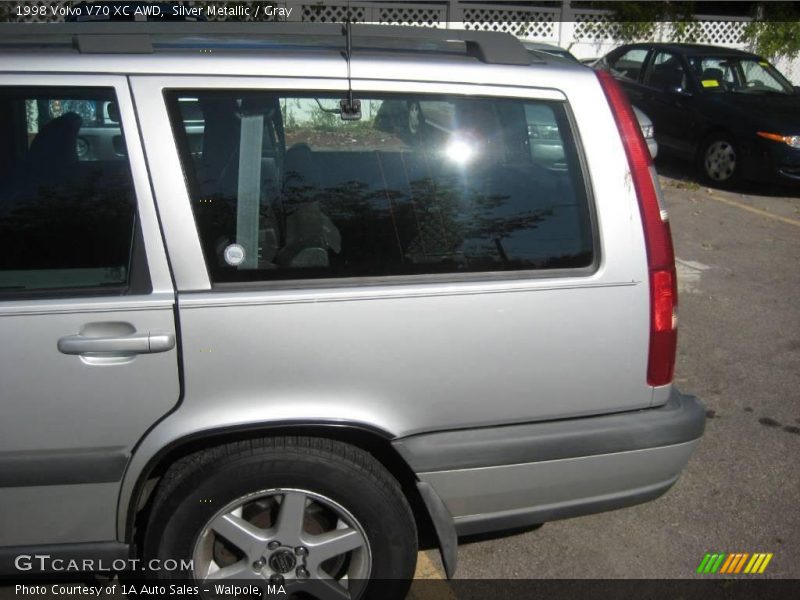 Silver Metallic / Gray 1998 Volvo V70 XC AWD