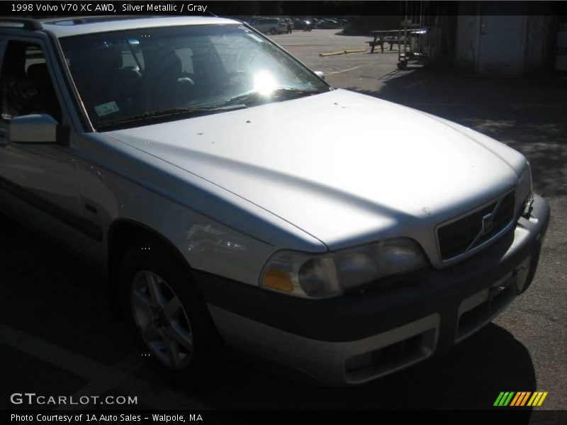 Silver Metallic / Gray 1998 Volvo V70 XC AWD