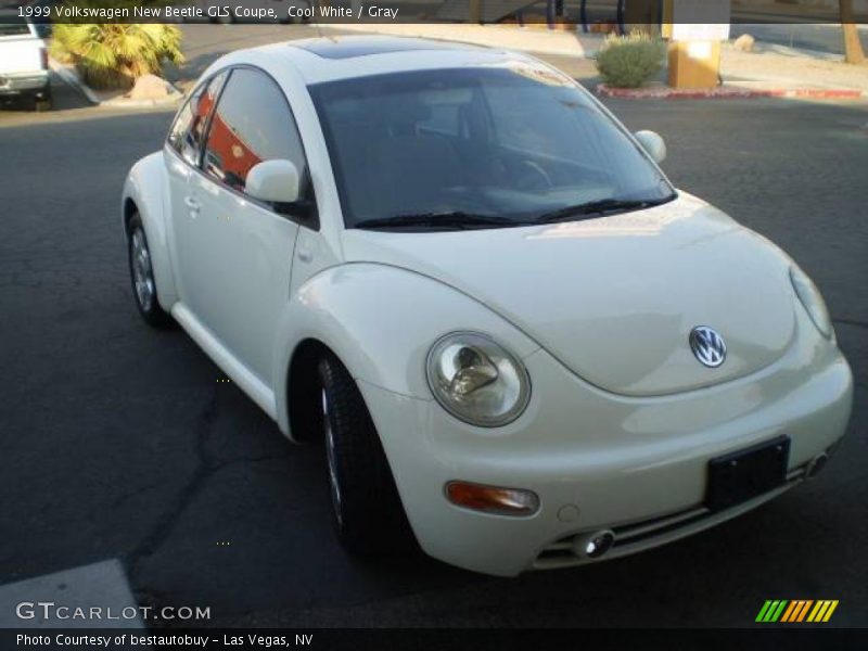 Cool White / Gray 1999 Volkswagen New Beetle GLS Coupe