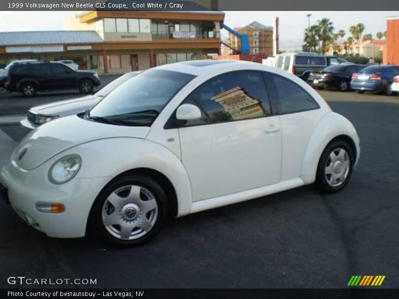 Cool White / Gray 1999 Volkswagen New Beetle GLS Coupe