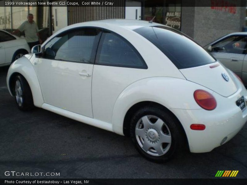 Cool White / Gray 1999 Volkswagen New Beetle GLS Coupe