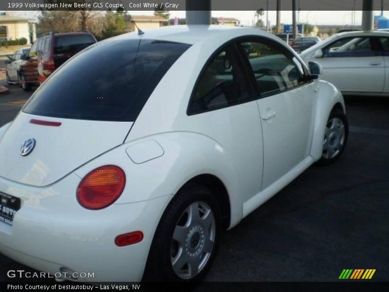 Cool White / Gray 1999 Volkswagen New Beetle GLS Coupe