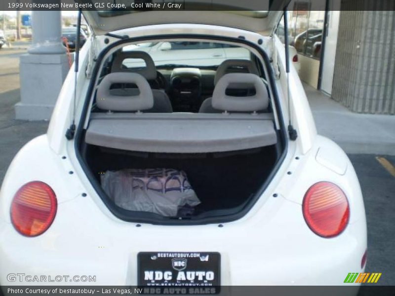 Cool White / Gray 1999 Volkswagen New Beetle GLS Coupe