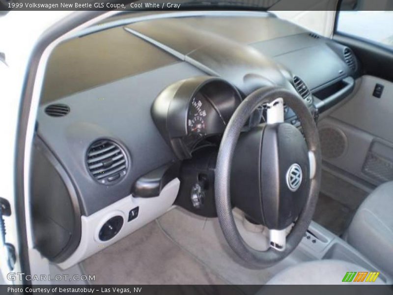 Cool White / Gray 1999 Volkswagen New Beetle GLS Coupe
