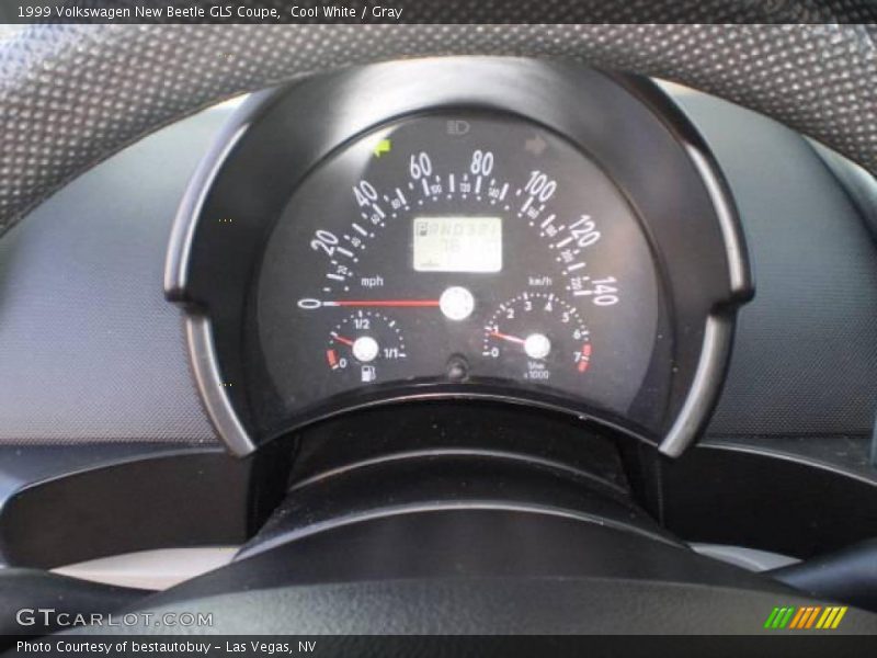 Cool White / Gray 1999 Volkswagen New Beetle GLS Coupe