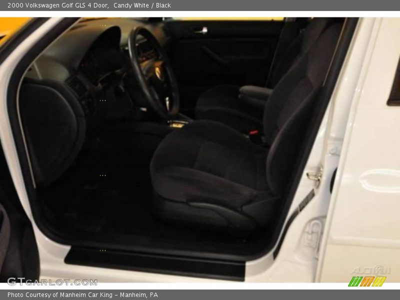 Candy White / Black 2000 Volkswagen Golf GLS 4 Door