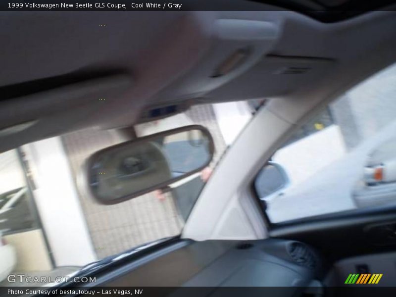 Cool White / Gray 1999 Volkswagen New Beetle GLS Coupe