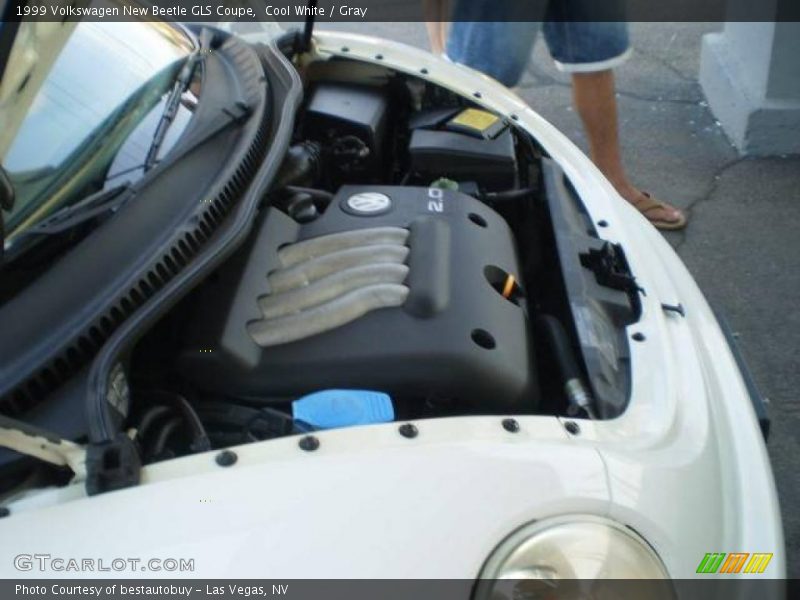 Cool White / Gray 1999 Volkswagen New Beetle GLS Coupe