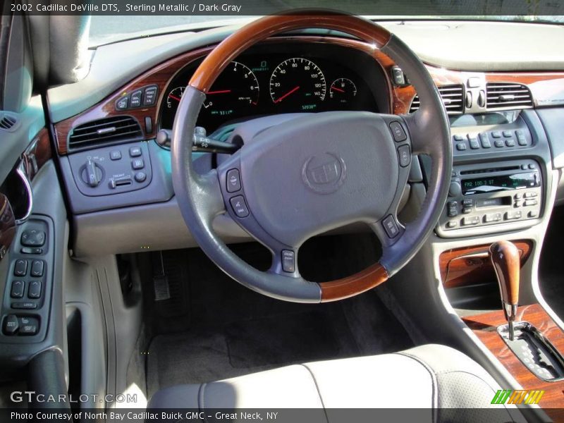 Sterling Metallic / Dark Gray 2002 Cadillac DeVille DTS