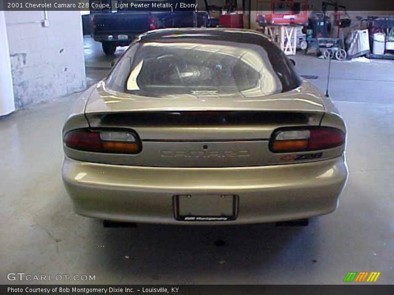 Light Pewter Metallic / Ebony 2001 Chevrolet Camaro Z28 Coupe