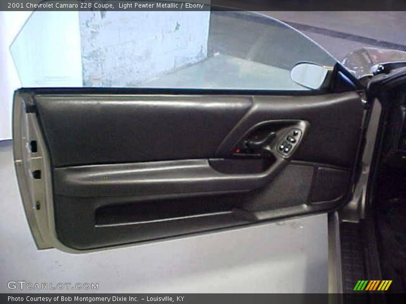 Light Pewter Metallic / Ebony 2001 Chevrolet Camaro Z28 Coupe