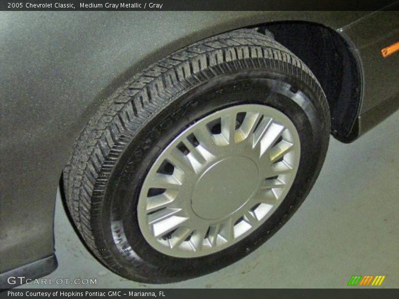 Medium Gray Metallic / Gray 2005 Chevrolet Classic