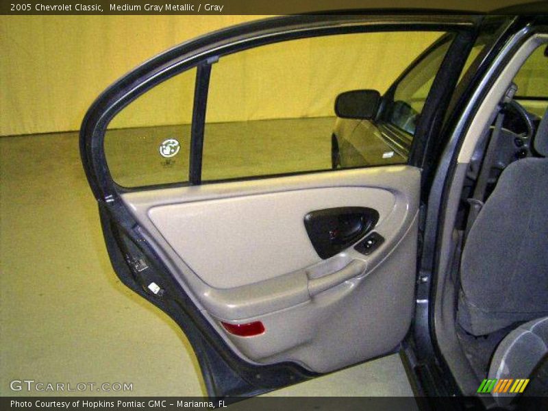 Medium Gray Metallic / Gray 2005 Chevrolet Classic