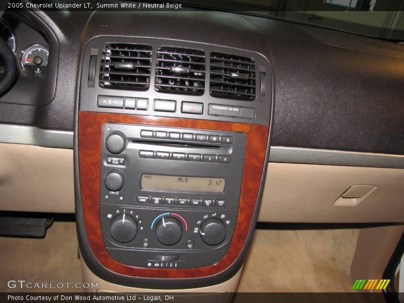 Summit White / Neutral Beige 2005 Chevrolet Uplander LT