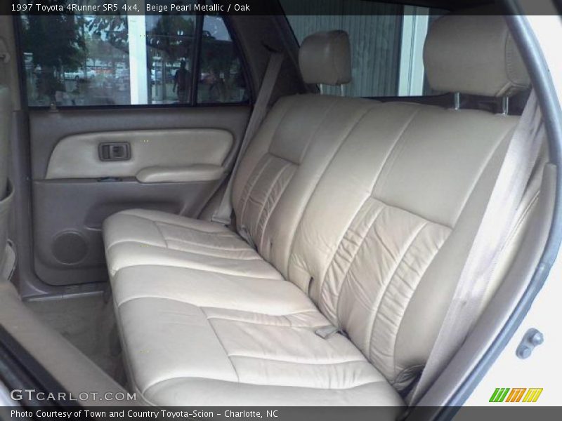Beige Pearl Metallic / Oak 1997 Toyota 4Runner SR5 4x4
