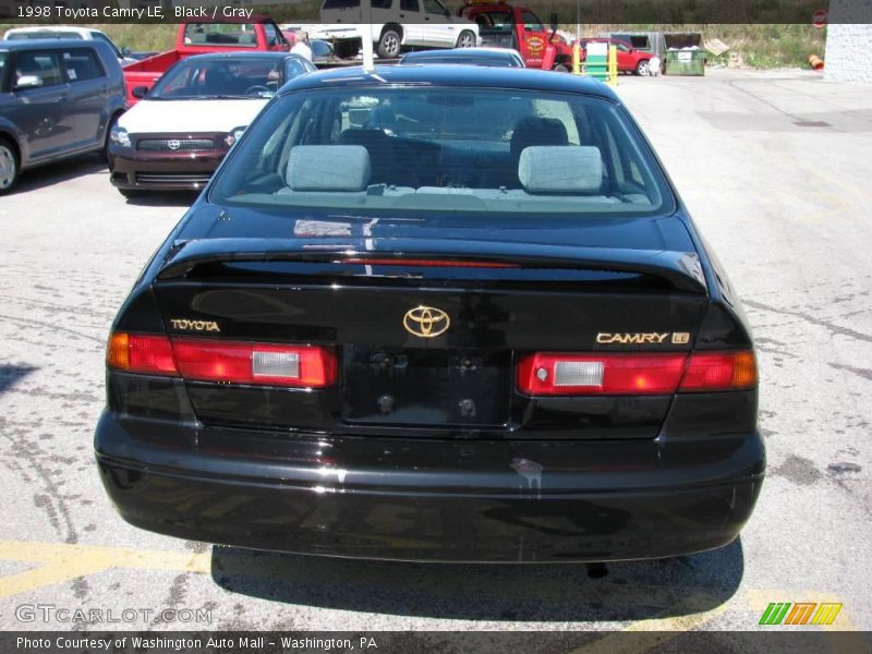 Black / Gray 1998 Toyota Camry LE