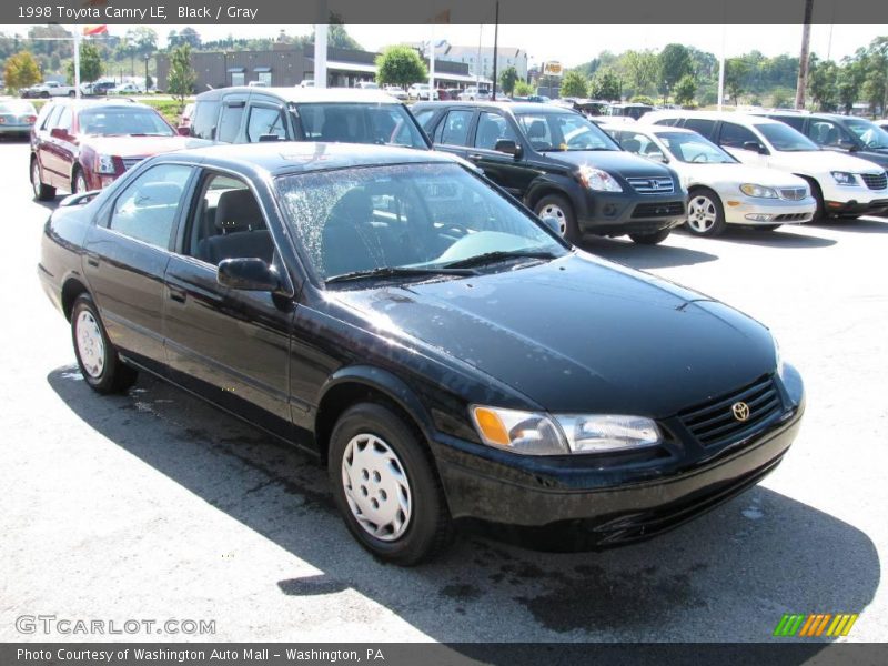 Black / Gray 1998 Toyota Camry LE