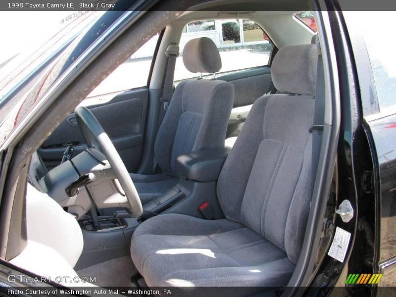 Black / Gray 1998 Toyota Camry LE