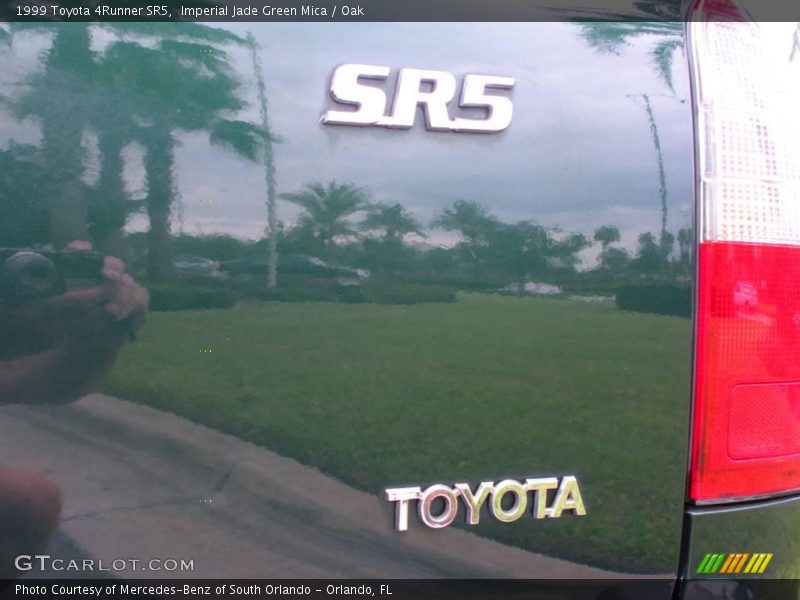 Imperial Jade Green Mica / Oak 1999 Toyota 4Runner SR5