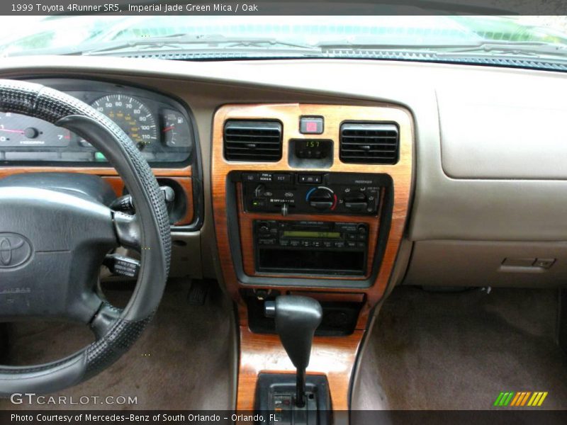 Imperial Jade Green Mica / Oak 1999 Toyota 4Runner SR5