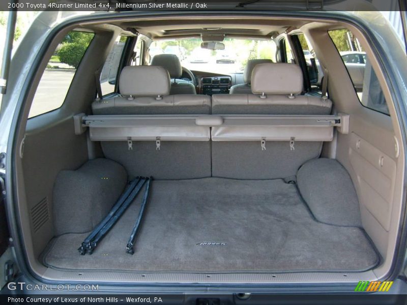 Millennium Silver Metallic / Oak 2000 Toyota 4Runner Limited 4x4