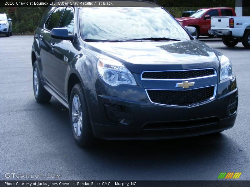 Cyber Gray Metallic / Jet Black 2010 Chevrolet Equinox LT