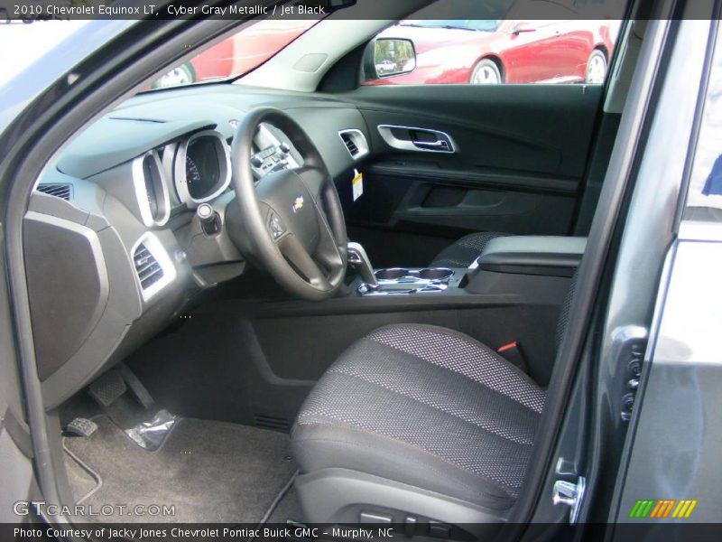 Cyber Gray Metallic / Jet Black 2010 Chevrolet Equinox LT