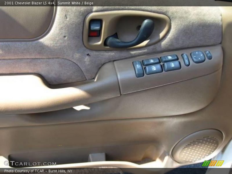 Summit White / Beige 2001 Chevrolet Blazer LS 4x4