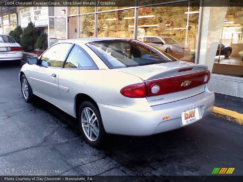 Ultra Silver Metallic / Graphite 2004 Chevrolet Cavalier Coupe