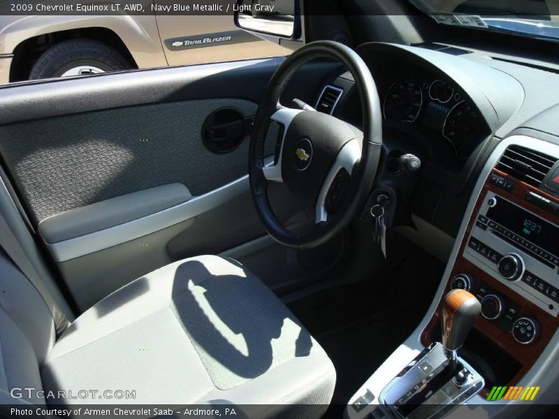 Navy Blue Metallic / Light Gray 2009 Chevrolet Equinox LT AWD